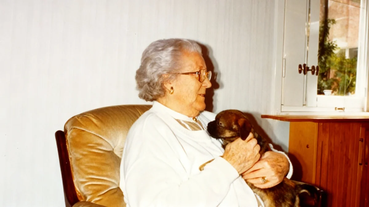 Walton Nan's Secret Memoir Published 20 Years On